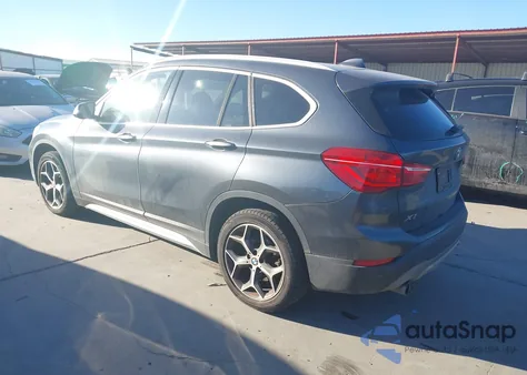 2018 BMW X1 xDrive28I z USA, uszkodzony, nr VIN WBXHT3C36J5L28824